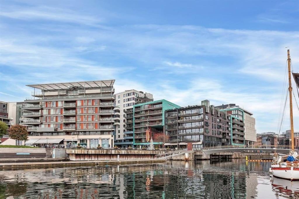 Tjuvholmen / Aker Brygge - Most Expensive Area In Oslo! Apartman Kültér fotó